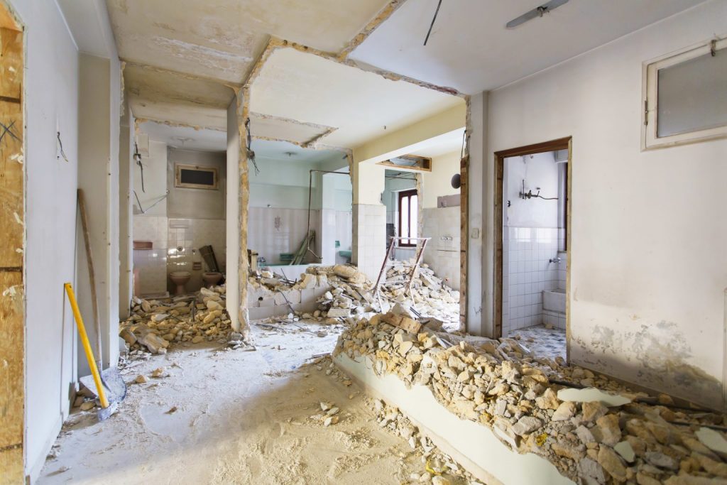 Small-Scale-Demolition-Services-Mississauga-1536x1024